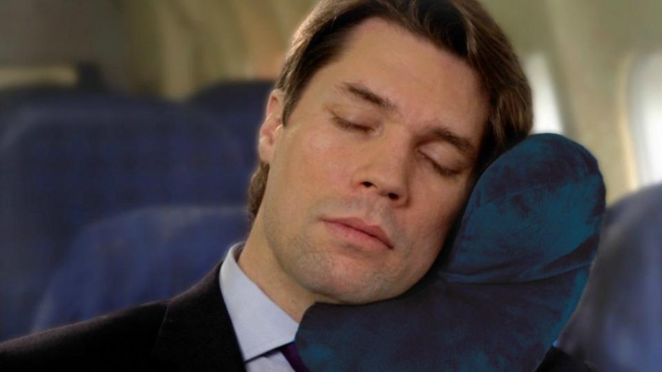 Best Travel Pillow: The Top Pillows for Airplane, Car, Bus, or Train